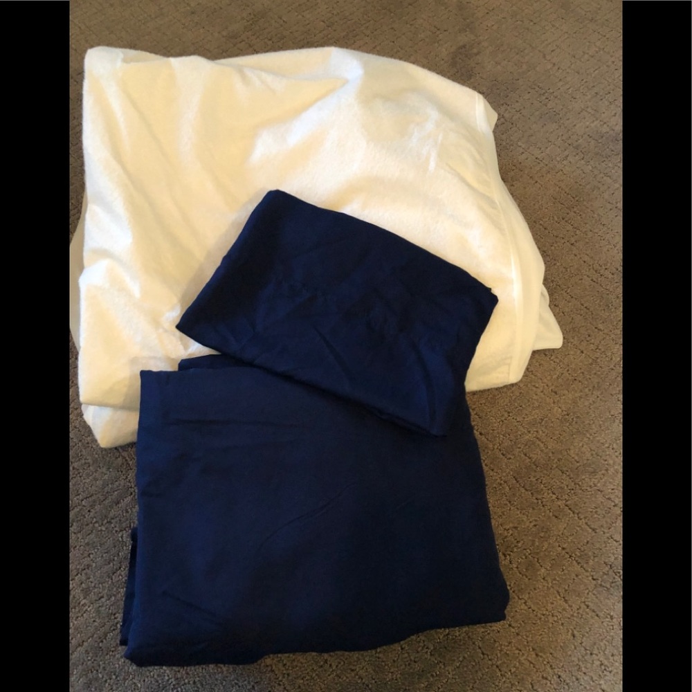 Twin navy bedding set